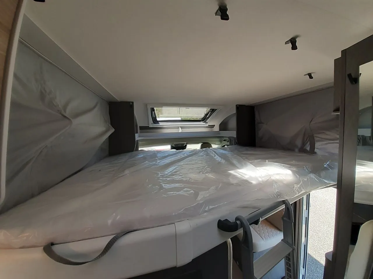 Camping-car - Etrusco - T6.9 SB - 2027