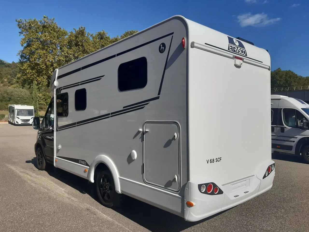 Camping-car - Etrusco - V6.8 SCF - 2027