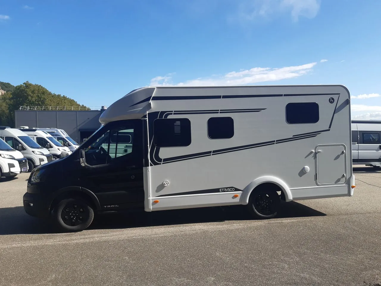 Camping-car - Etrusco - V6.8 SCF - 2027