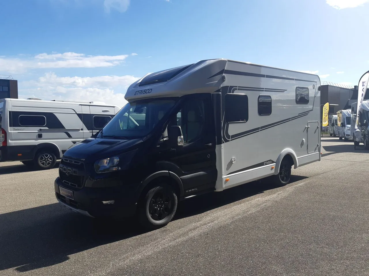 Camping-car - Etrusco - V6.8 SCF - 2027