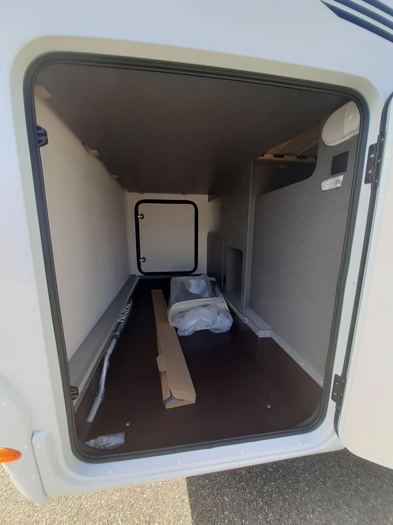 Camping-car - Etrusco - V6.8 SCF - 2027