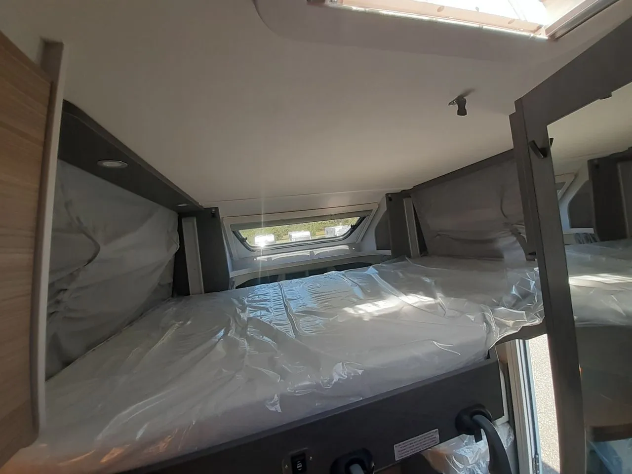 Camping-car - Etrusco - V6.8 SCF - 2027