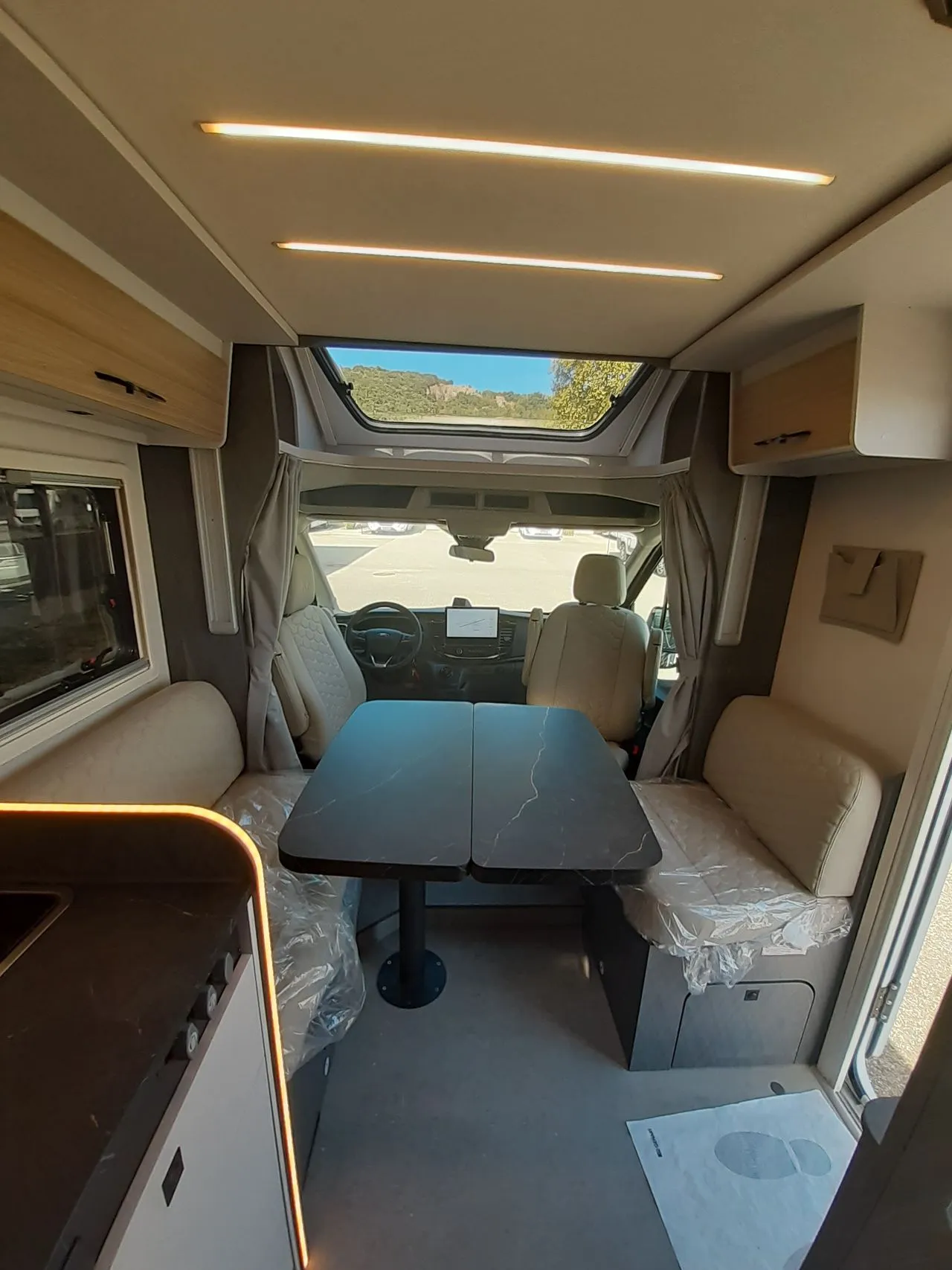 Camping-car - Etrusco - V6.8 SCF - 2027