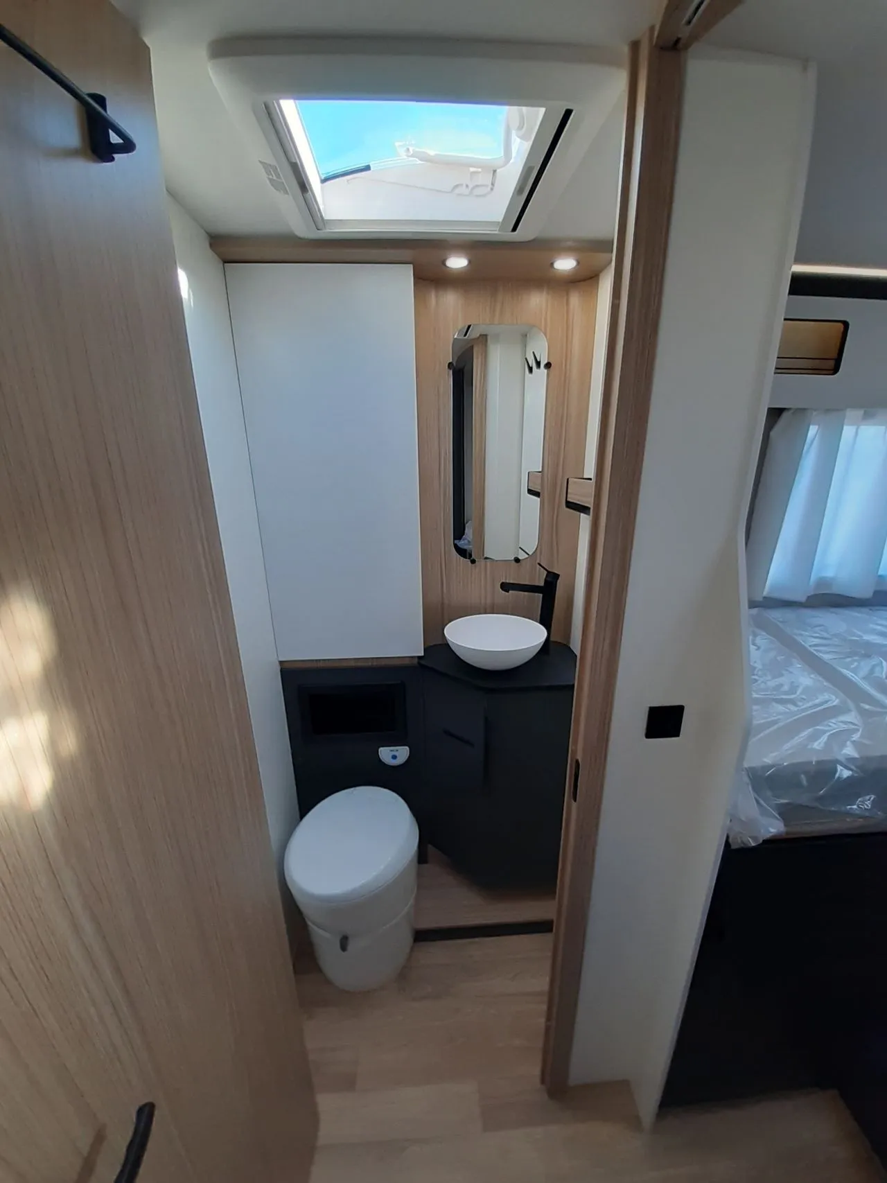 Camping-car - Pilote - P720 FGJ EVIDENCE - 2027