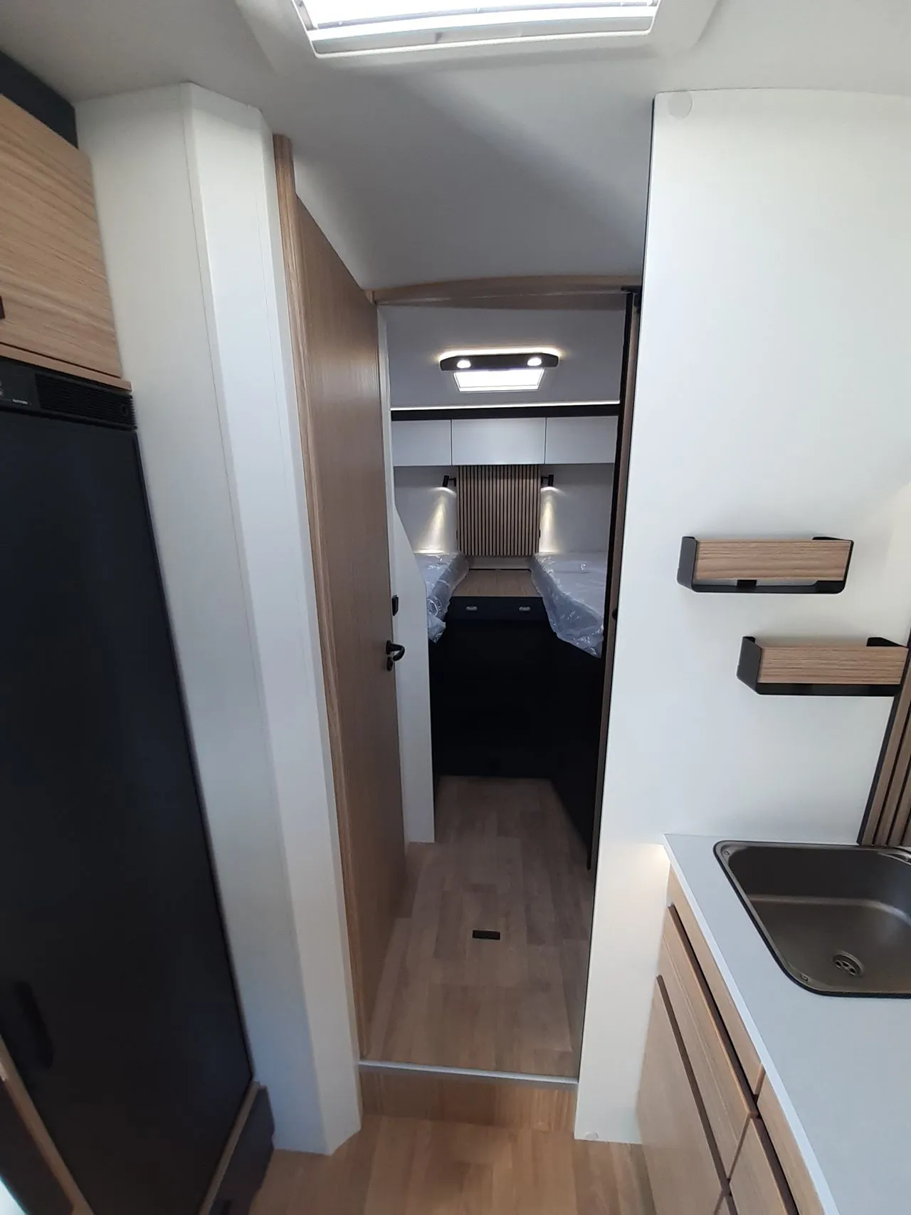 Camping-car - Pilote - P720 FGJ EVIDENCE - 2027