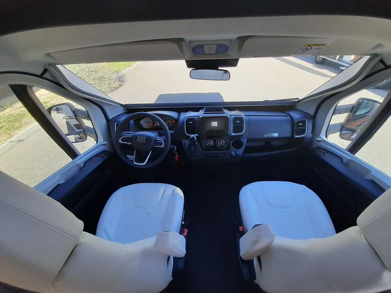 Camping-car - Pilote - P720 FGJ EVIDENCE - 2027