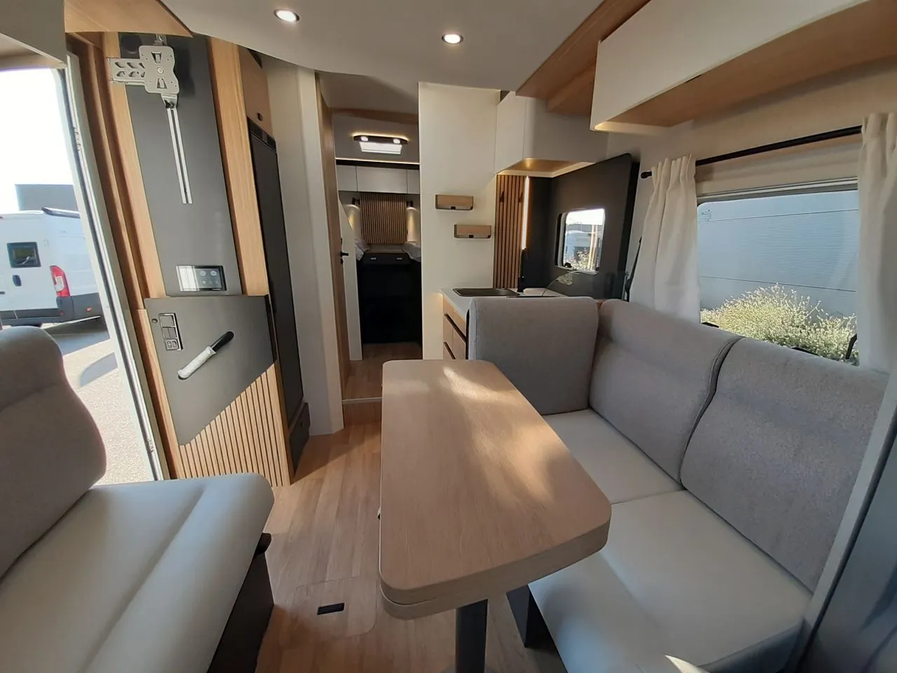 Camping-car - Pilote - P720 FGJ EVIDENCE - 2027
