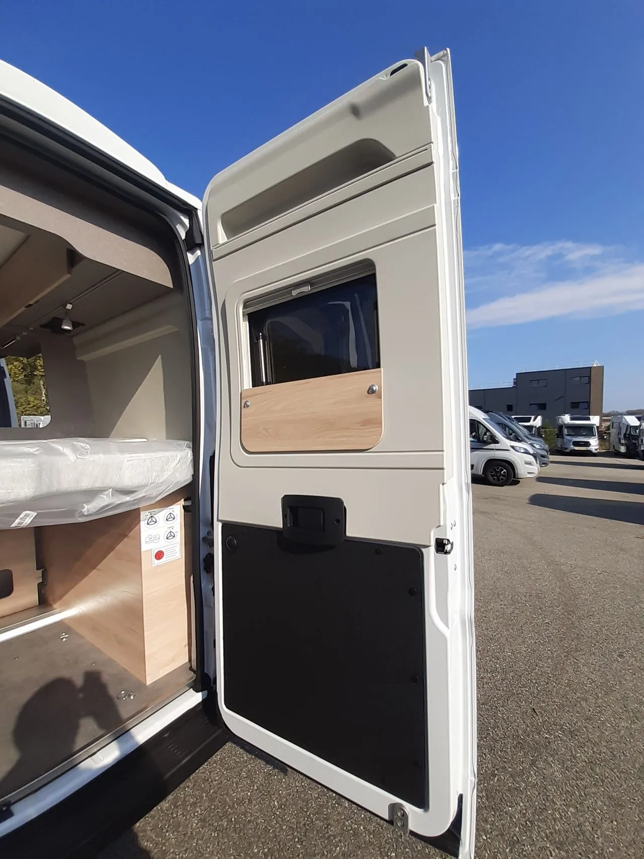 Fourgon aménagé - Dethleffs - GLOBETRAIL CV540 DS ACTIVE - 2027