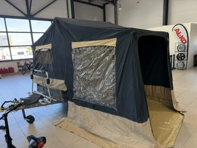 CAMPTRAIL