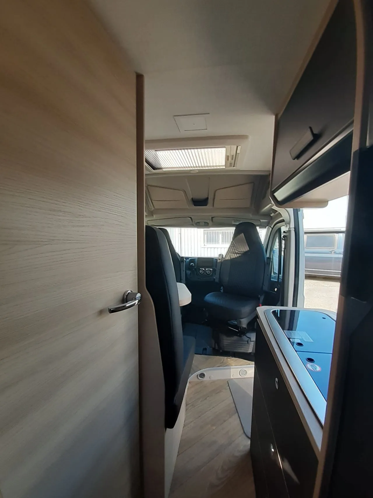 Fourgon aménagé - Chausson - V594 SPORT LINE - 2024