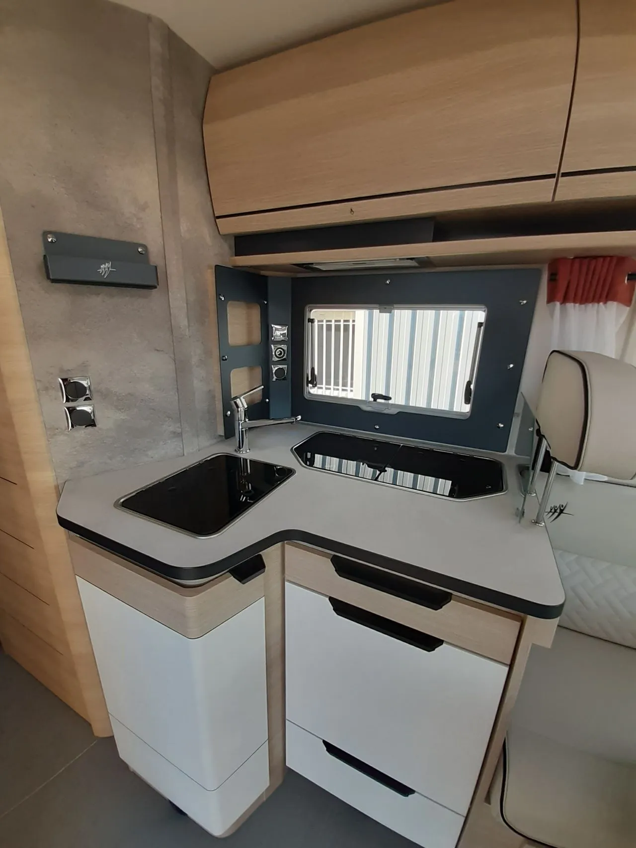Camping-car - Rapido - 8096DF ULTIMATE LINE - 2025