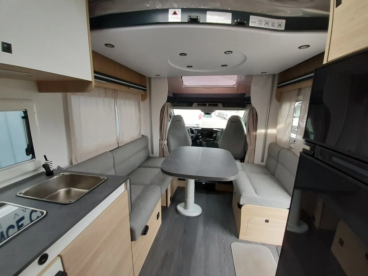 Camping-car - Chausson - 650 FIRST LINE - 2025