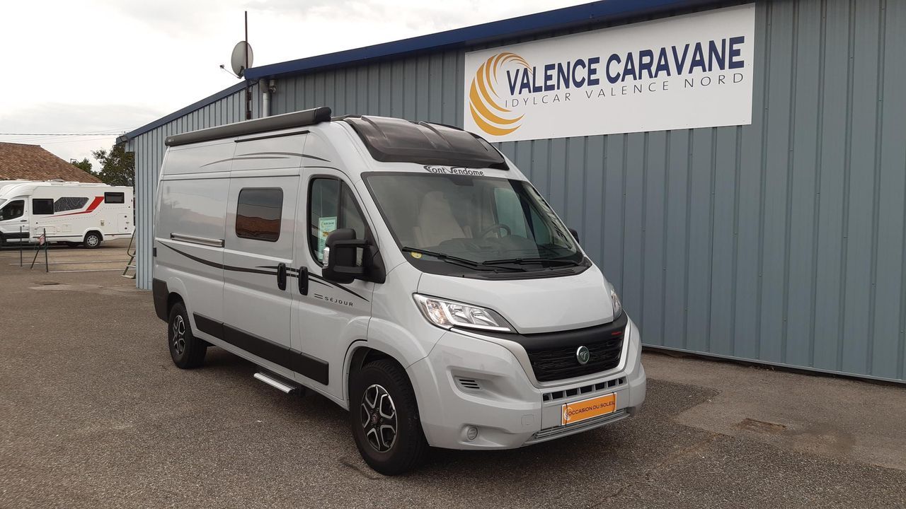 Camping-car FONT VENDOME LEADER CAMP