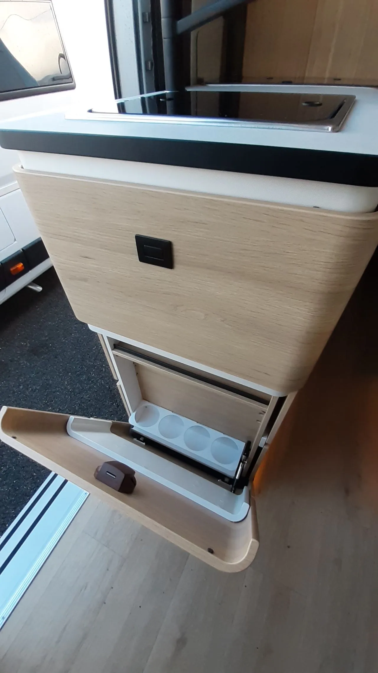 Fourgon aménagé - Campereve - CAMPERVAN XL SAPHIR - 2026