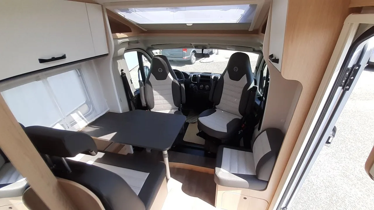 Camping-car - Sunlight - V60 ADVENTURE EDITION - 2025