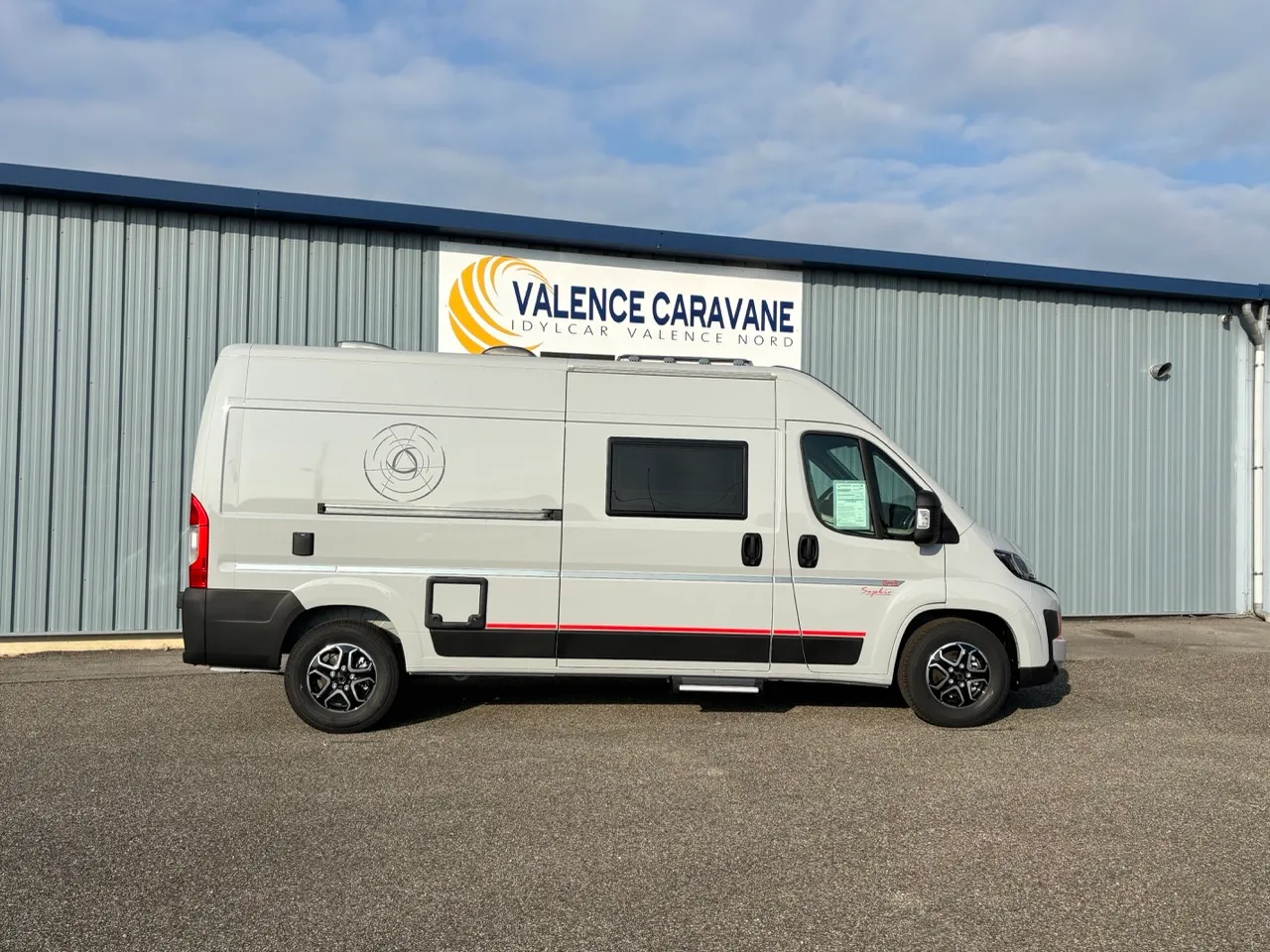 Fourgon aménagé - Campereve - 643 SAPHIR - 2026