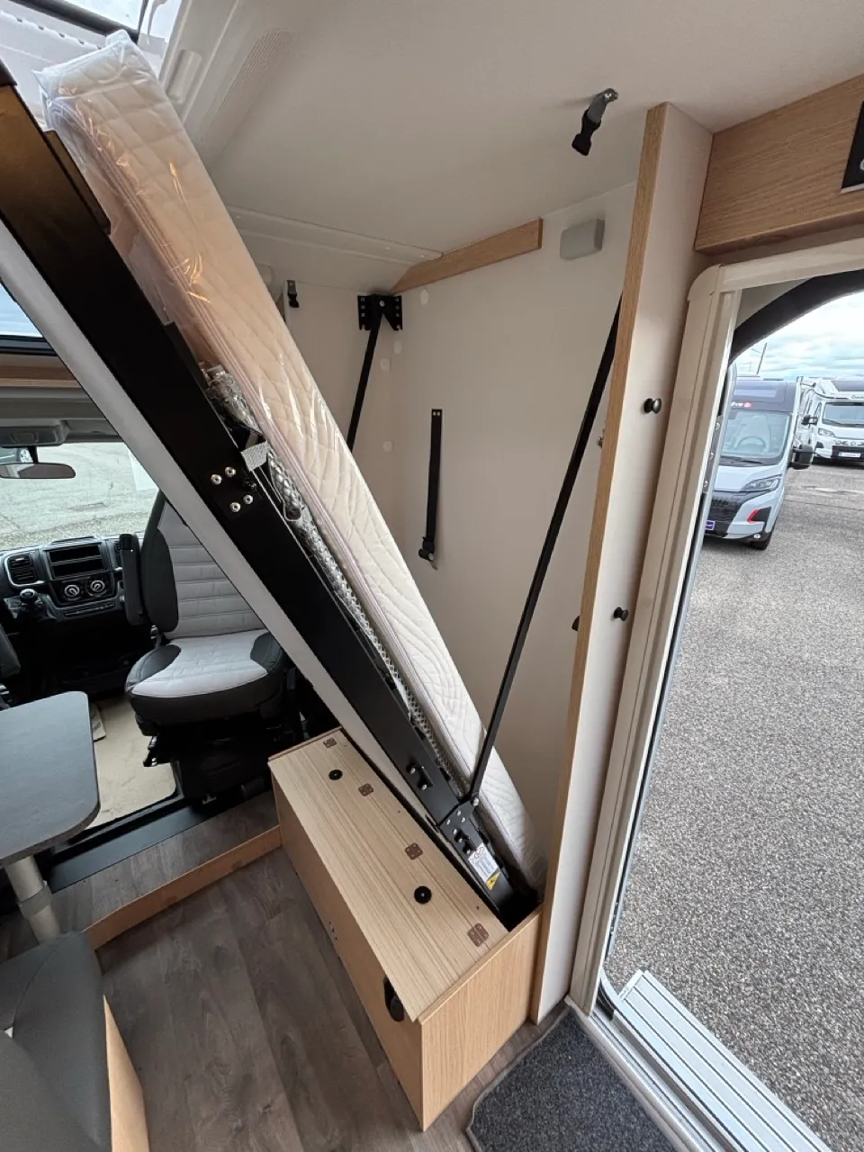 Camping-car - Sunlight - V67S ADENTURE EDITION - 2026