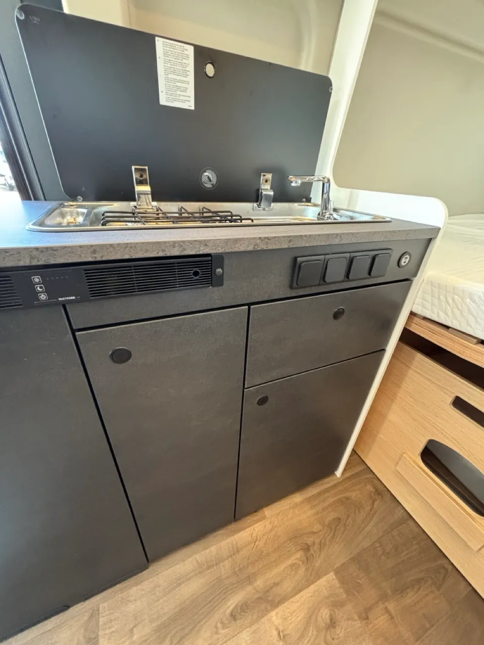 Fourgon aménagé - Sunlight - CLIFF 600X - 2026