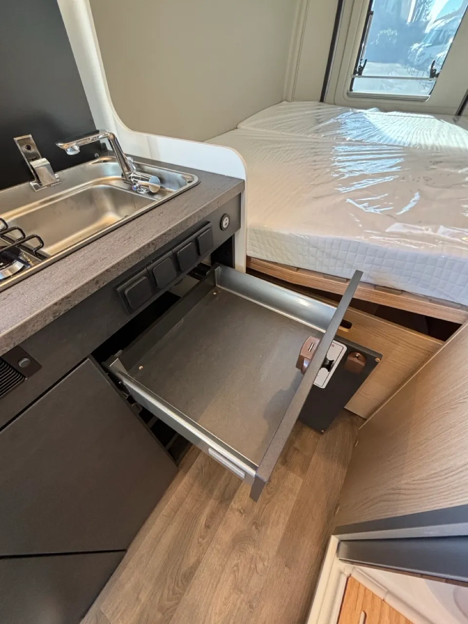 Fourgon aménagé - Sunlight - CLIFF 600X - 2026