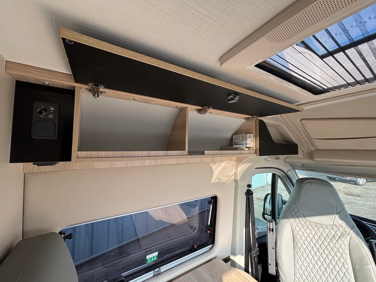 Fourgon aménagé - Chausson - V690 SPORT LINE - 2026