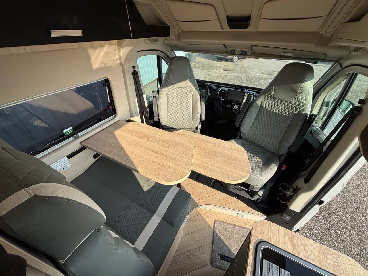 Fourgon aménagé - Chausson - V690 SPORT LINE - 2026