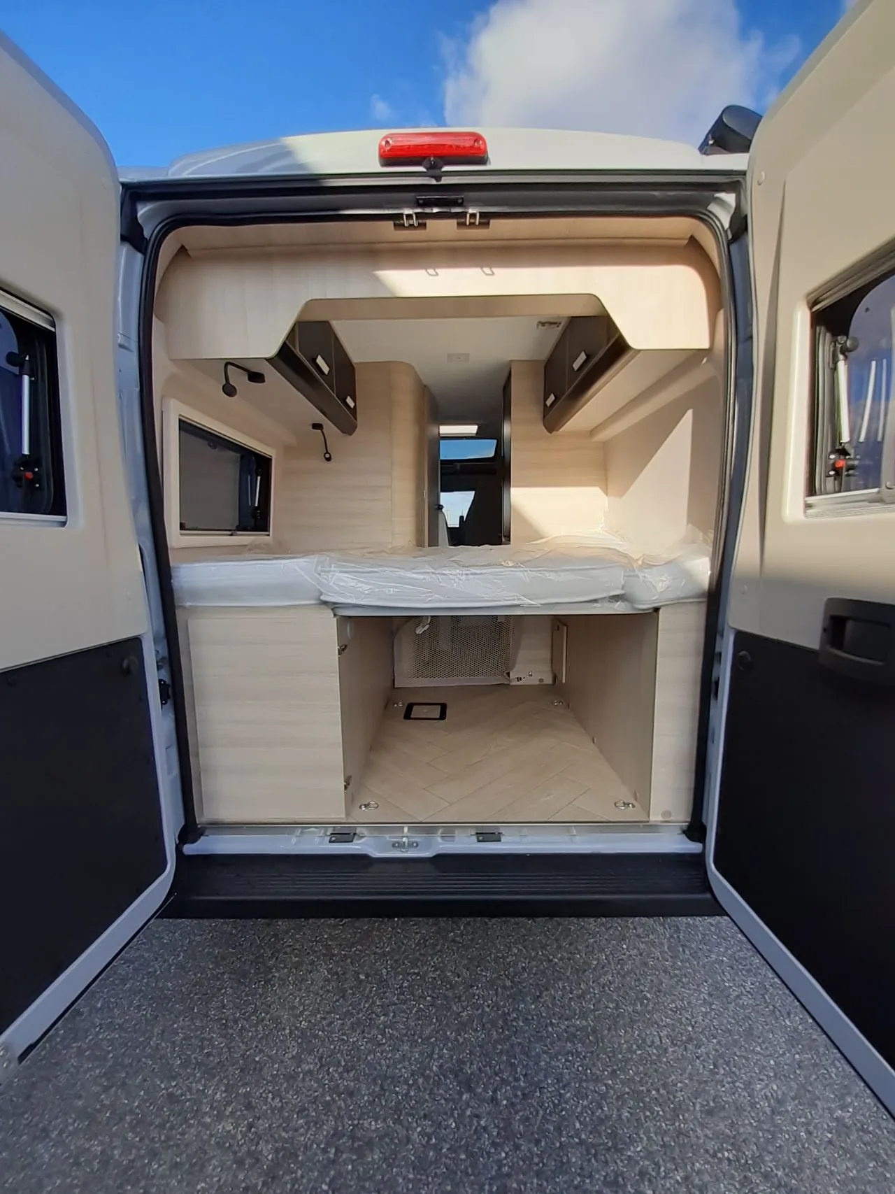 Fourgon aménagé - Chausson - V594 SPORT LINE - 2026