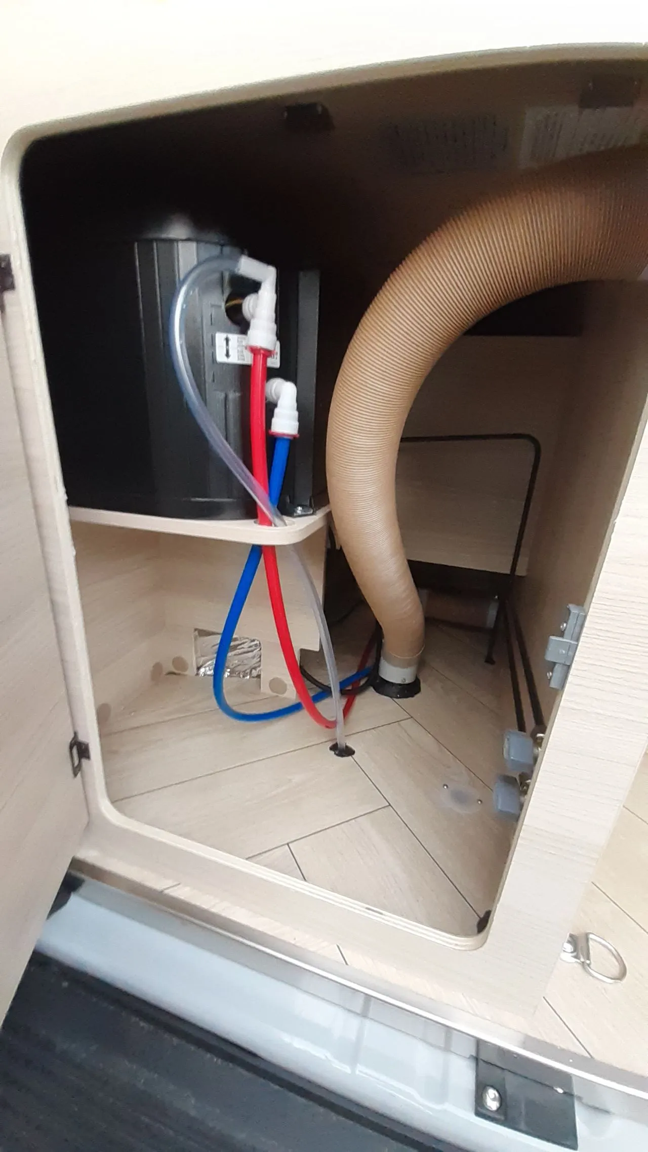 Fourgon aménagé - Chausson - V594S Sport Line - 2026