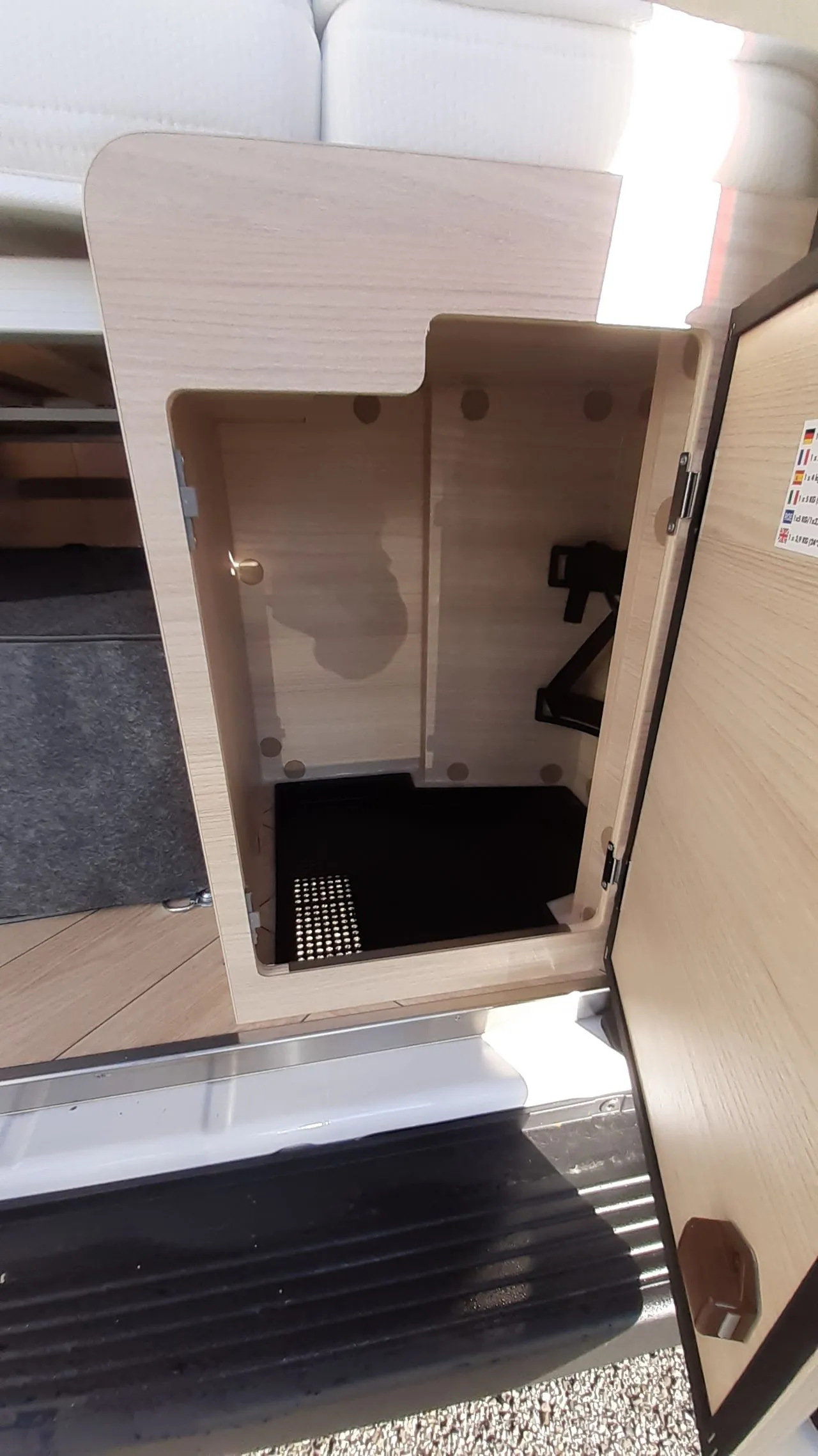 Fourgon aménagé - Chausson - V594 MAX FIRST LINE LIGHT - 2026