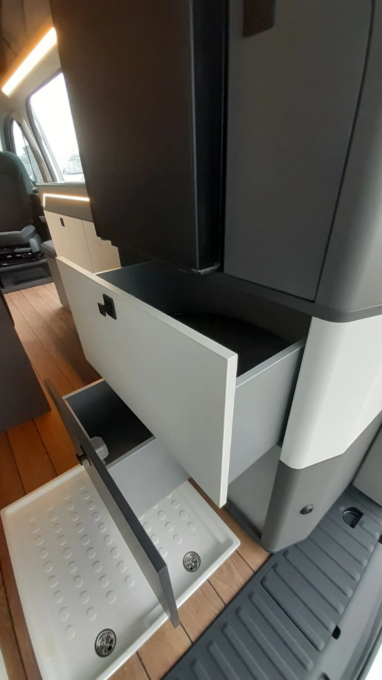 Van aménagé - Campereve - CAP LAND - 2026