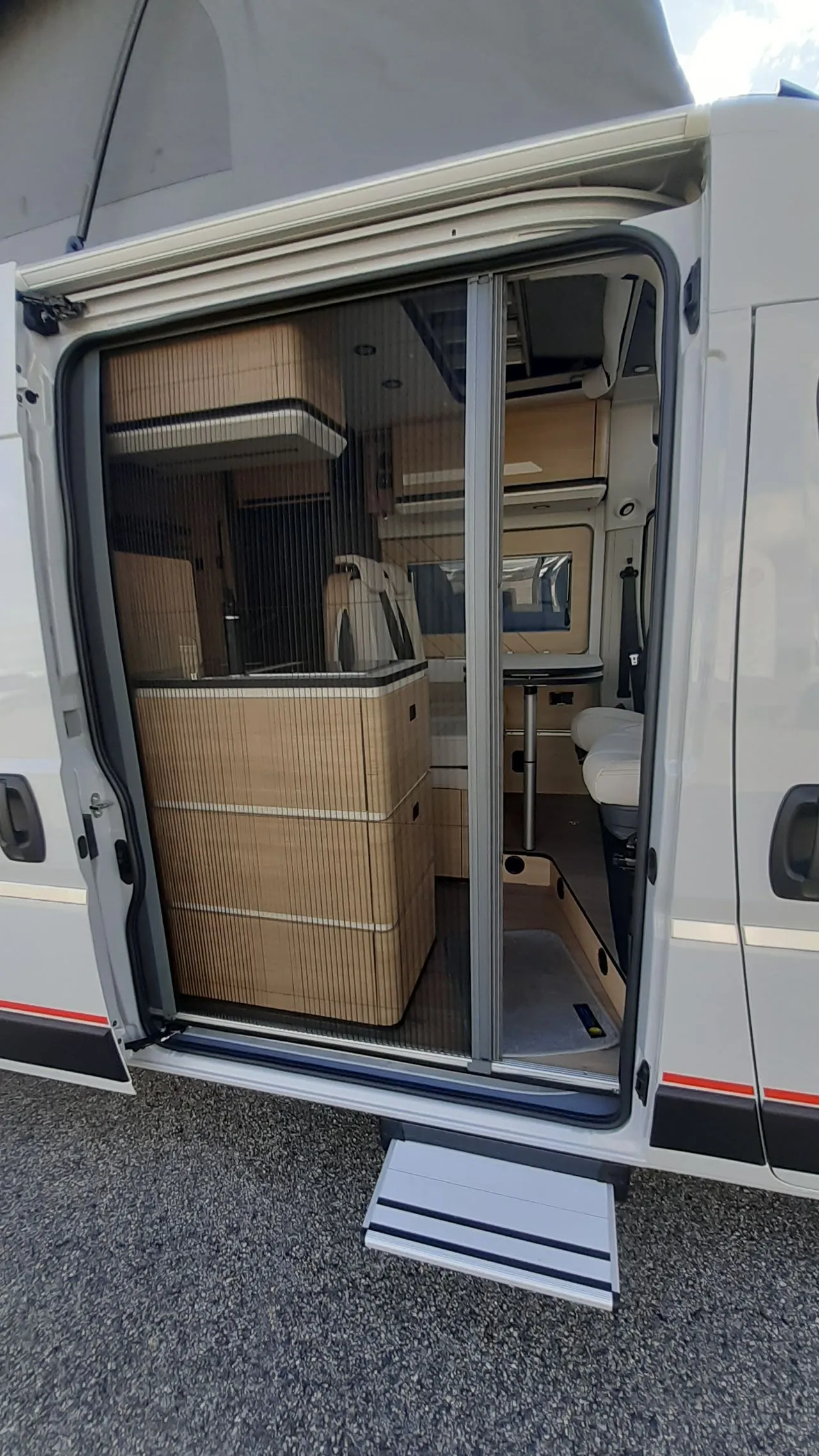 Fourgon aménagé - Campereve - Magellan 643 Saphir AIR - 2026