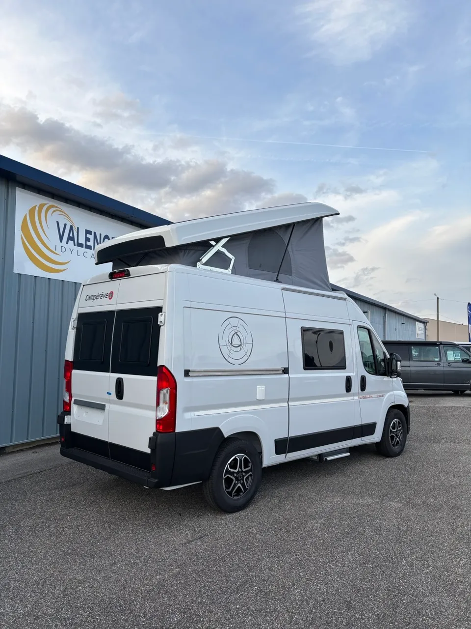 Fourgon aménagé - Campereve - Magellan 540 AIR - 2026