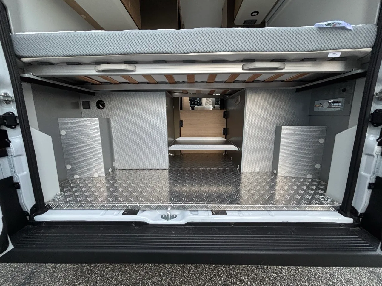 Fourgon aménagé - Campereve - Magellan 540 AIR - 2026