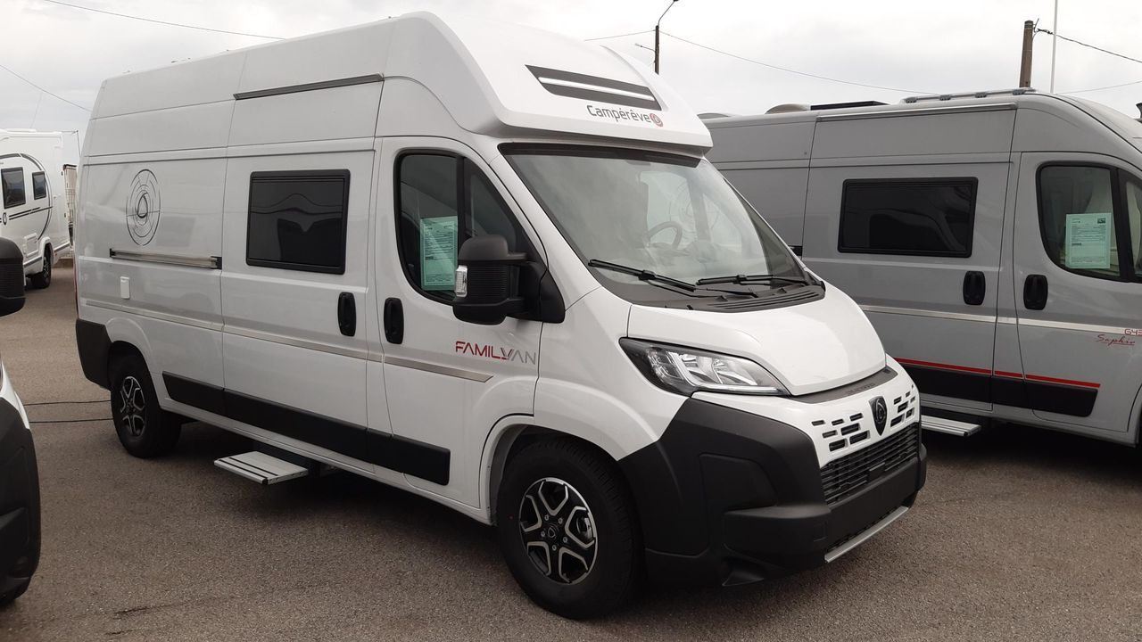 Camping-car CAMPEREVE FAMILY VAN