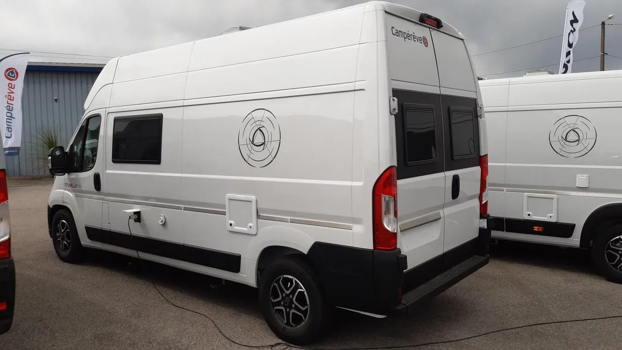 Fourgon aménagé - Campereve - FAMILY VAN 