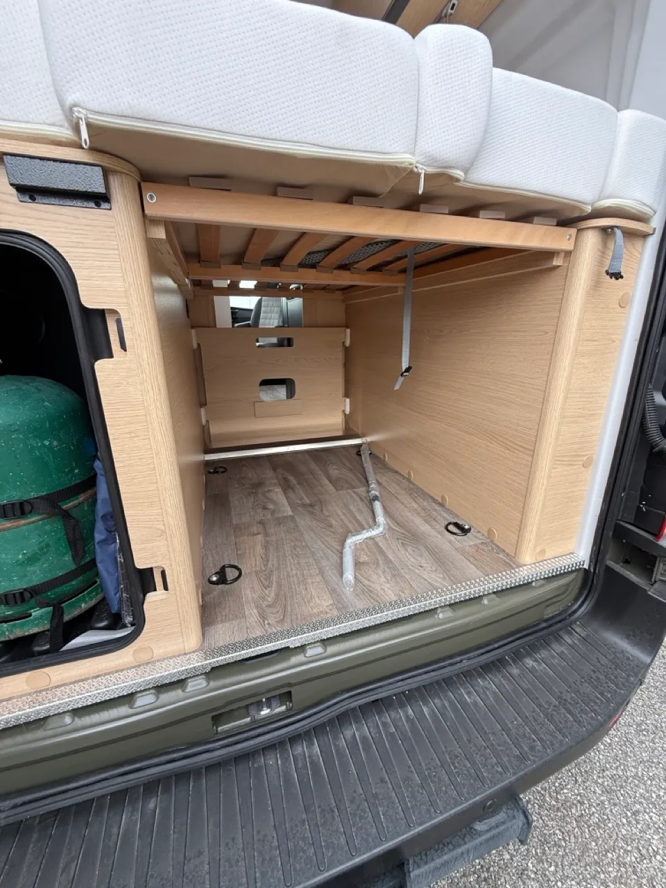 Fourgon aménagé - Sunlight - CLIFF 590 4X4 GREEN TREK - 2026