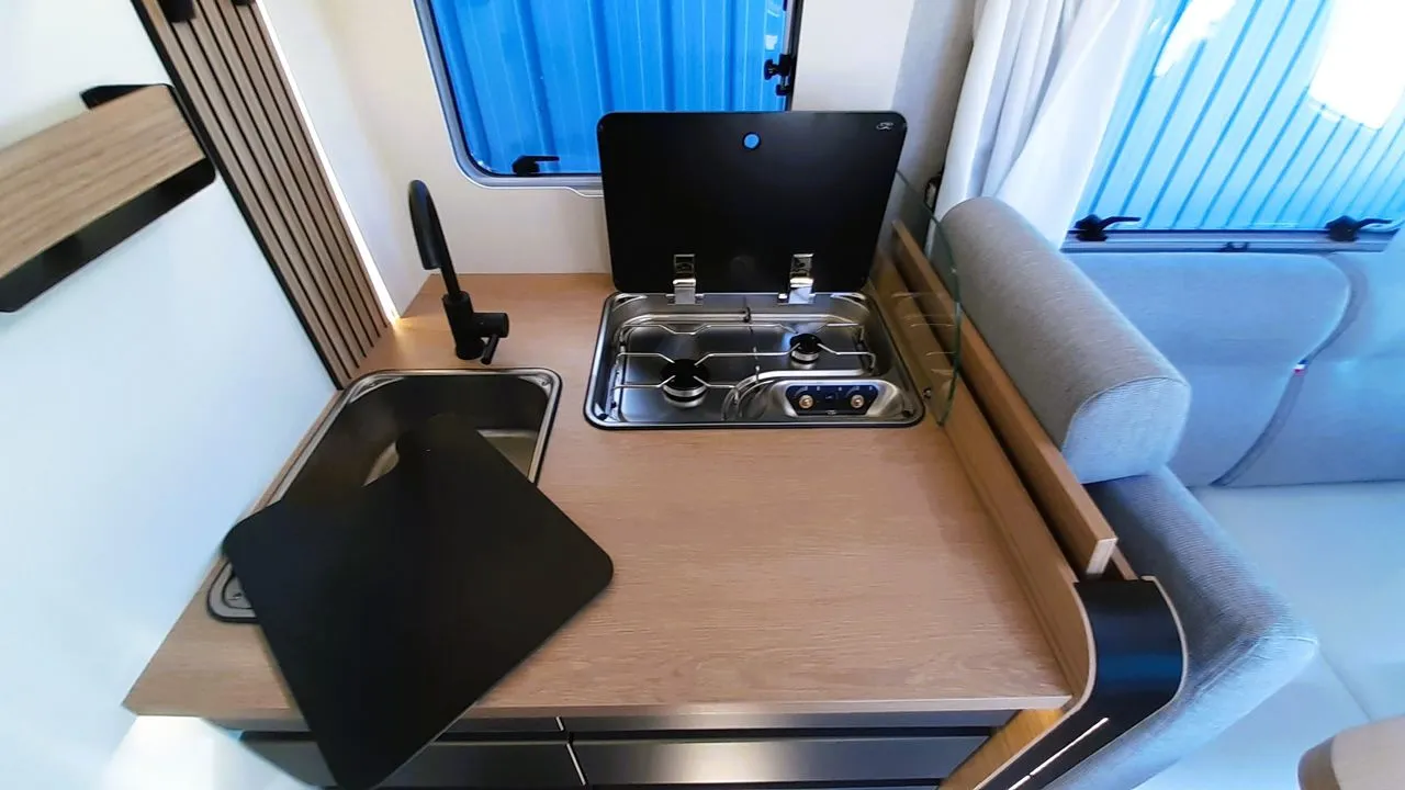 Camping-car - Bavaria - I720FGJ - 2027