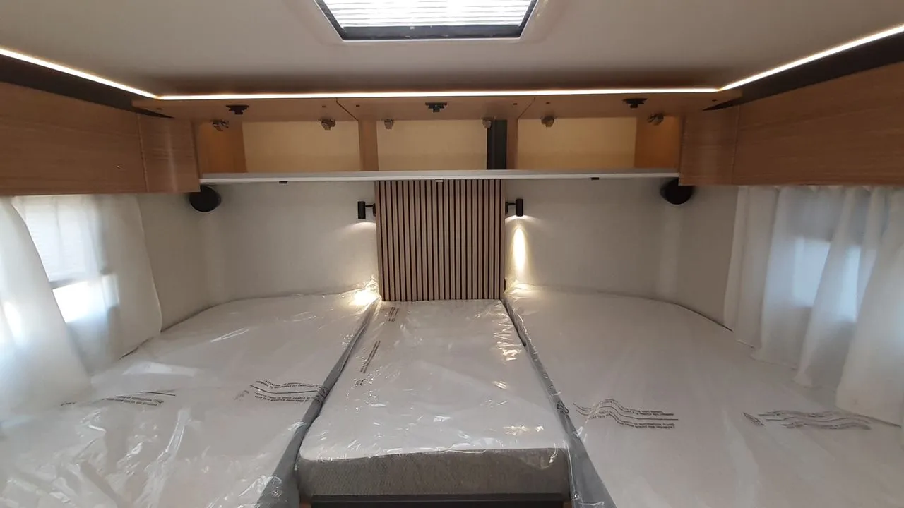 Camping-car - Bavaria - I720FGJ - 2027