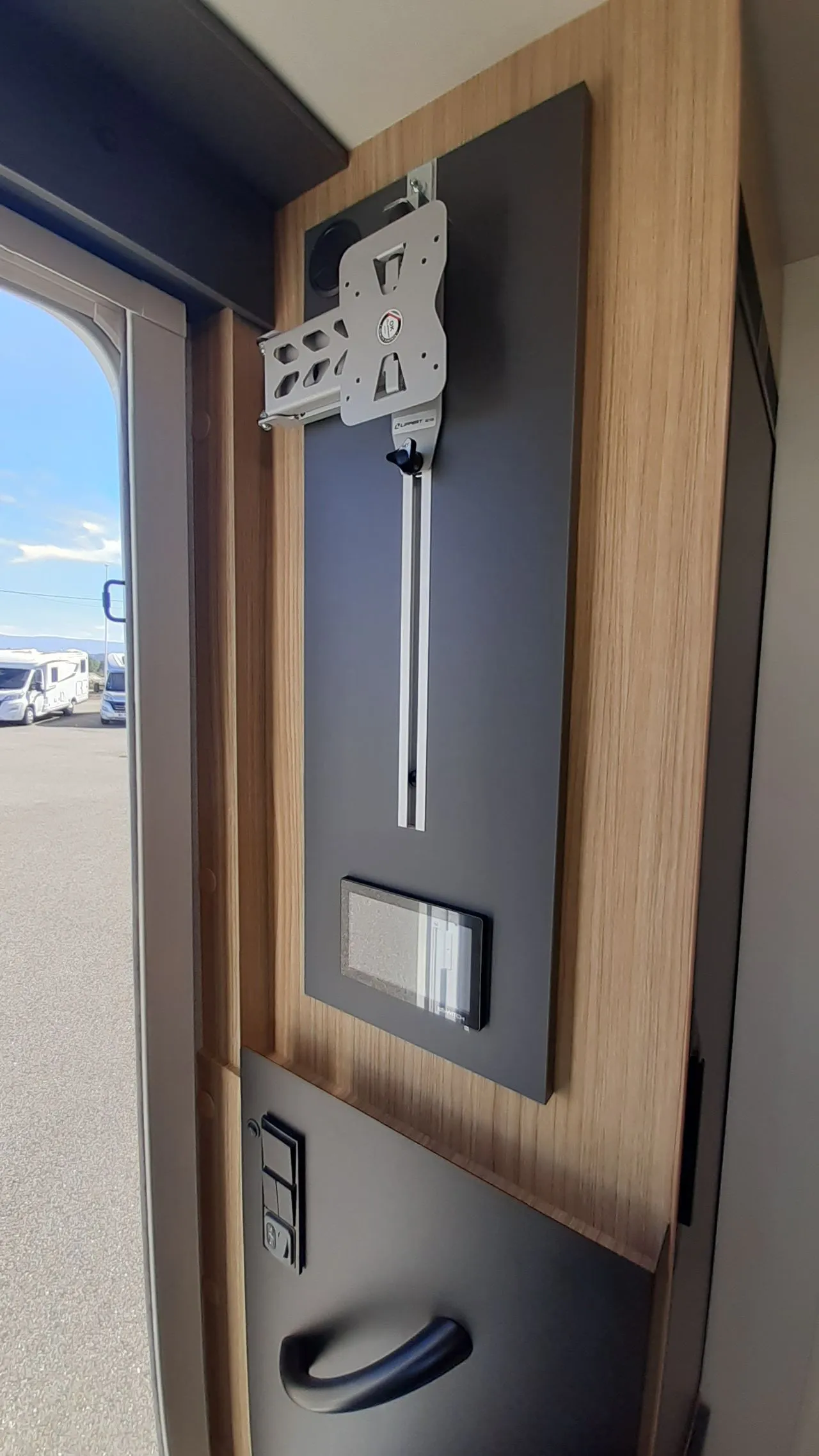 Camping-car - Bavaria - I720FGJ - 2027