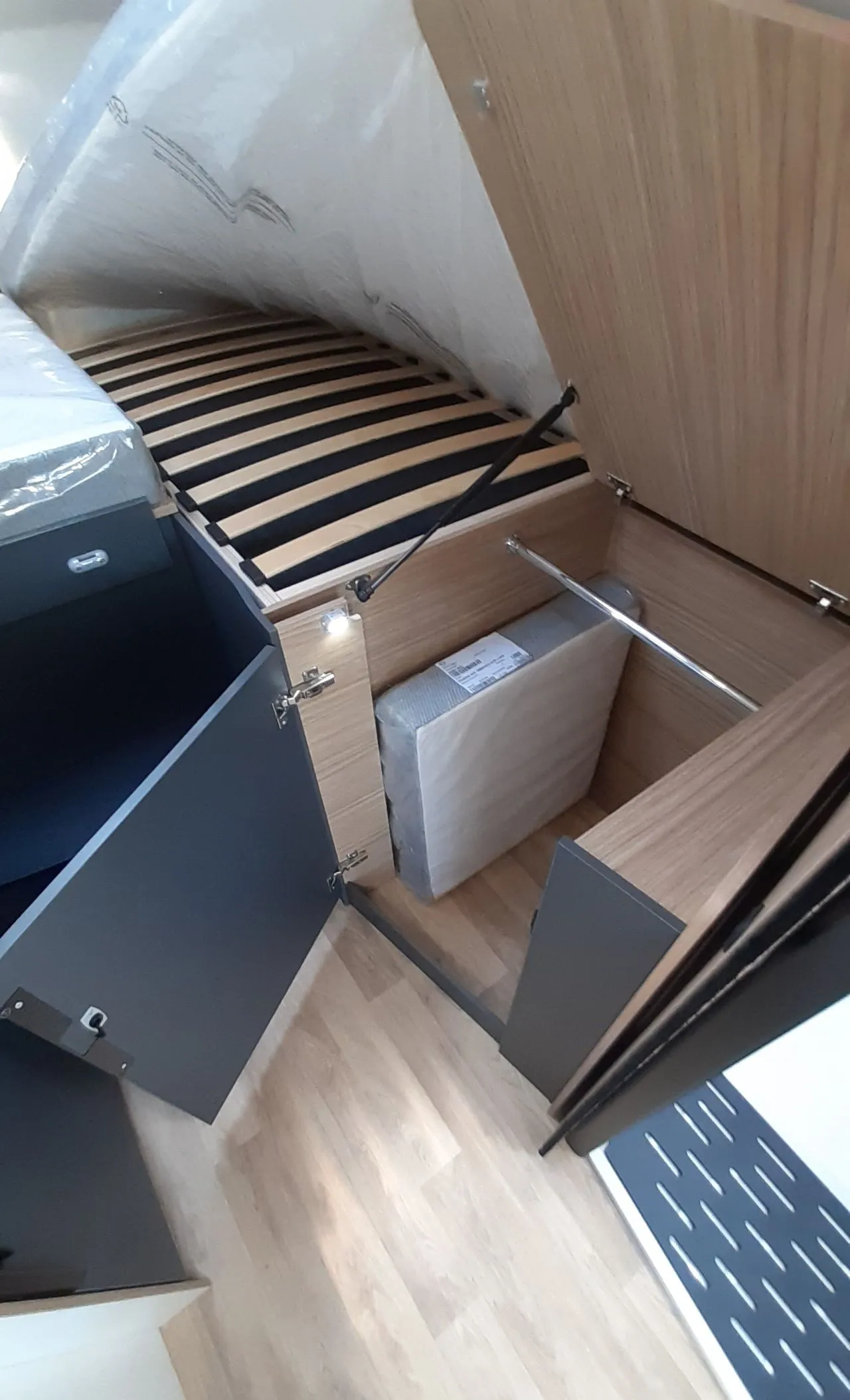 Camping-car - Bavaria - I720FGJ - 2027
