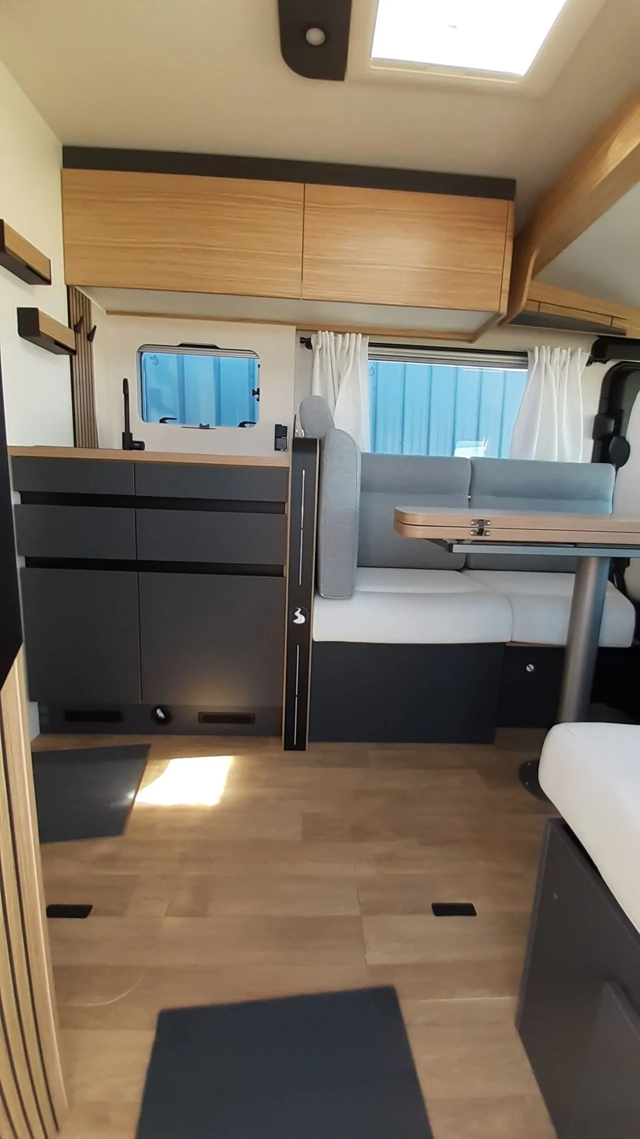 Camping-car - Bavaria - I720FGJ - 2027