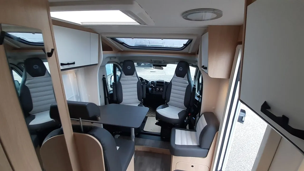 Camping-car - Sunlight - V60 ADVENTURE EDITION - 2027