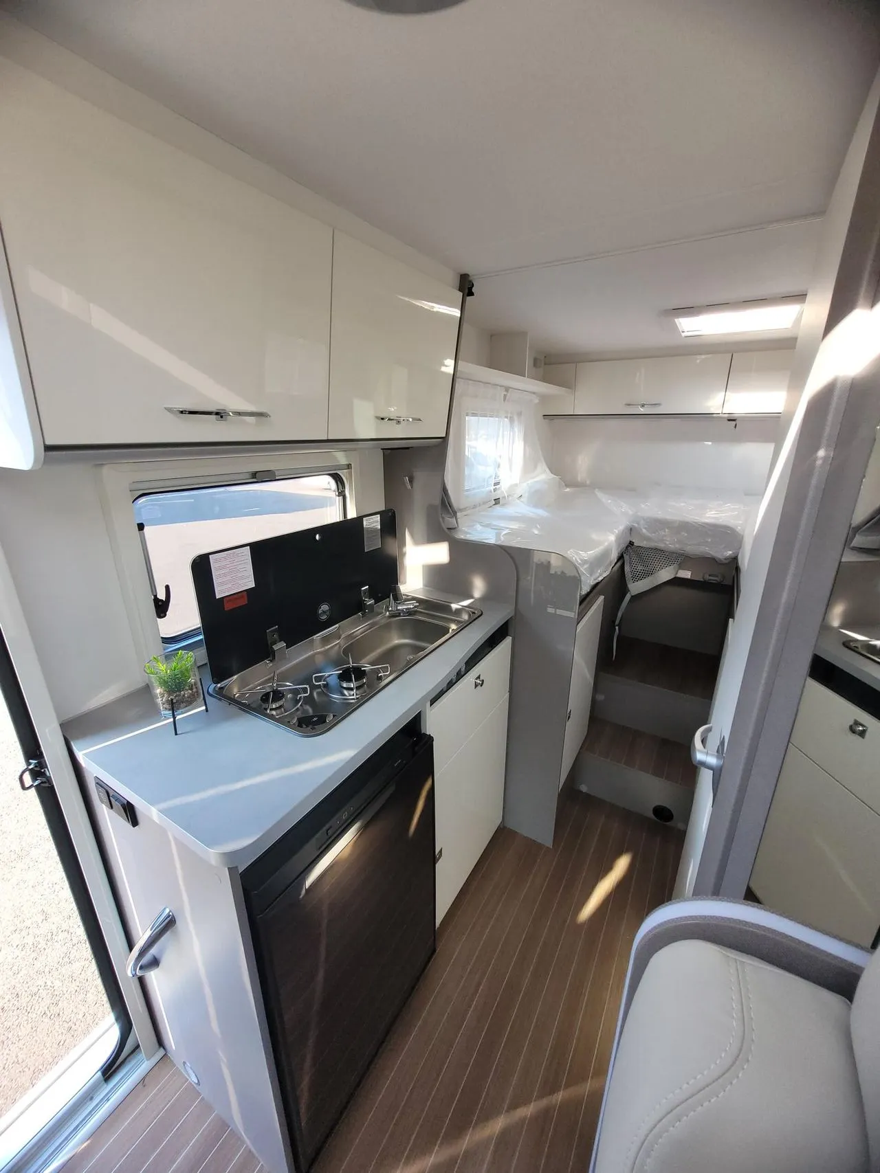 Camping-car - Etrusco - V 6.8 SR - 2024