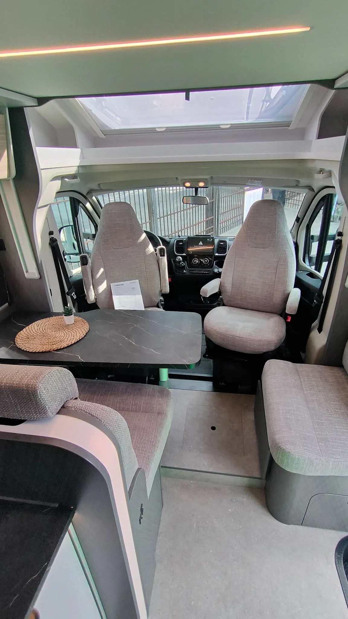 Camping-car - Etrusco - T 6900 SB - 2026