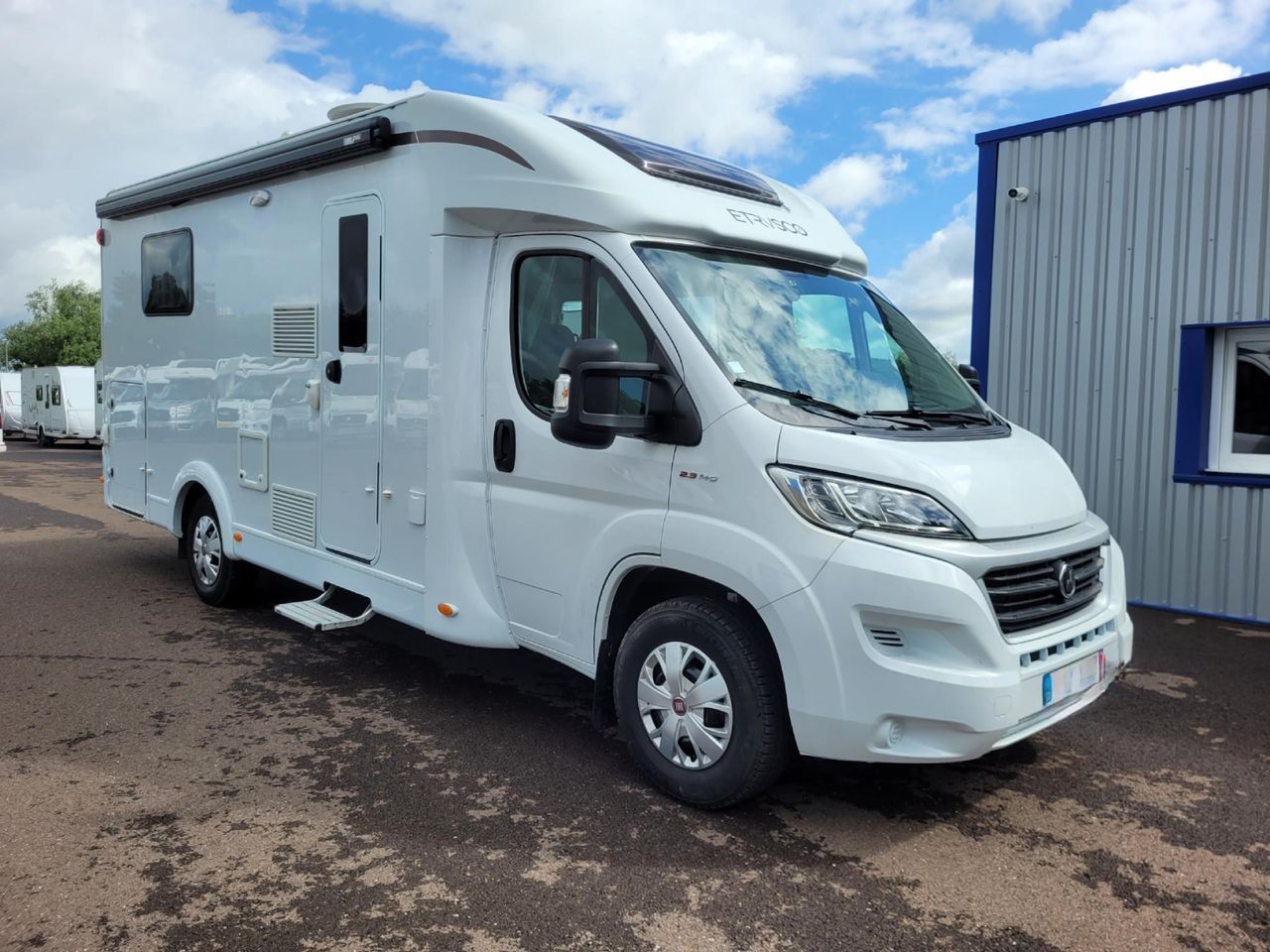 Camping-car ETRUSCO T 6900 QB