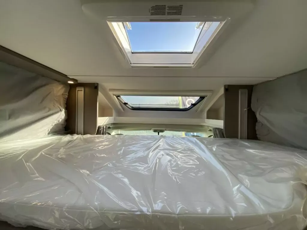 Camping-car - Etrusco - T 5900 FB - 2026
