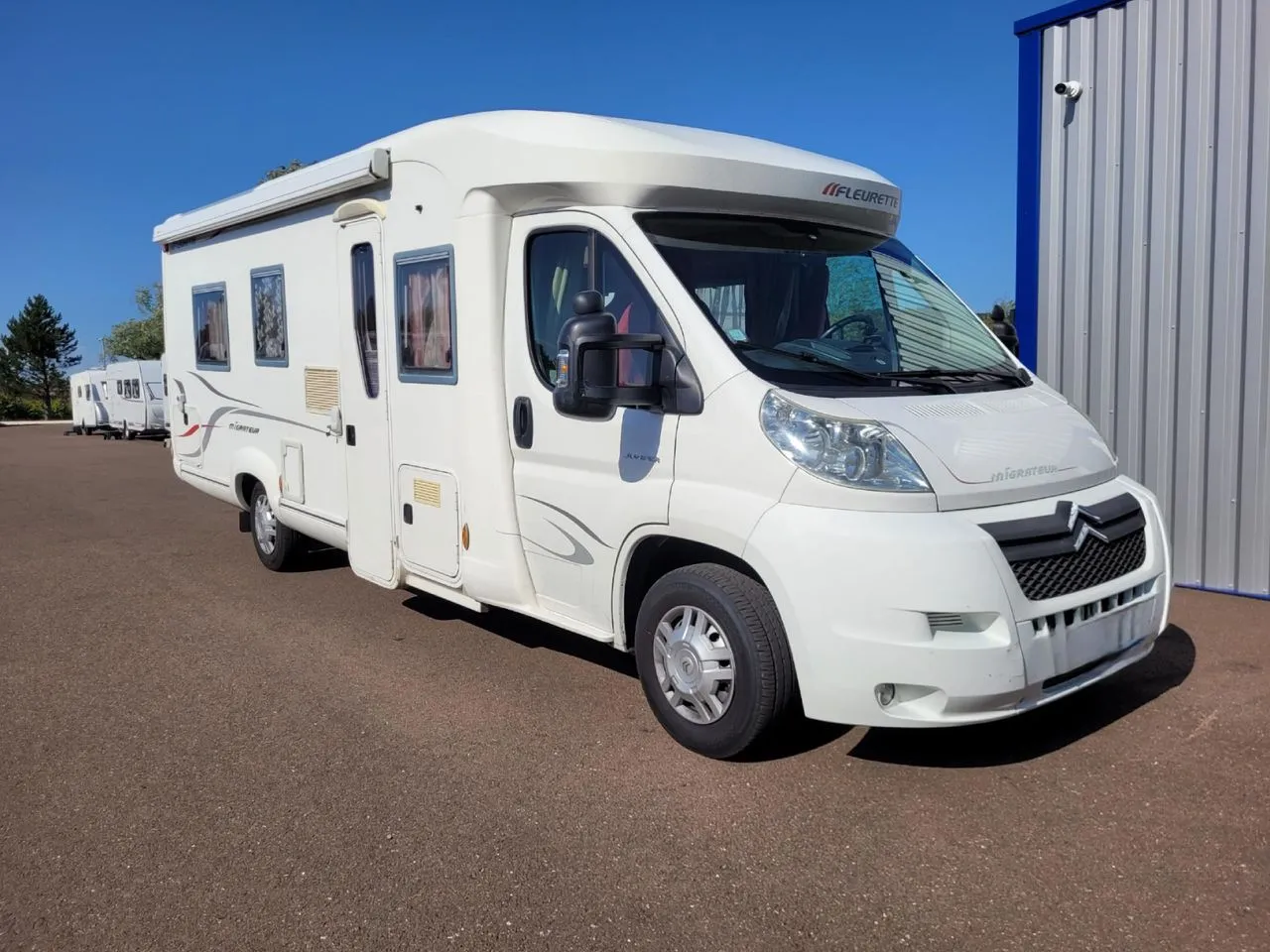 Camping-car occasion – Profilé — Camping-car profilé