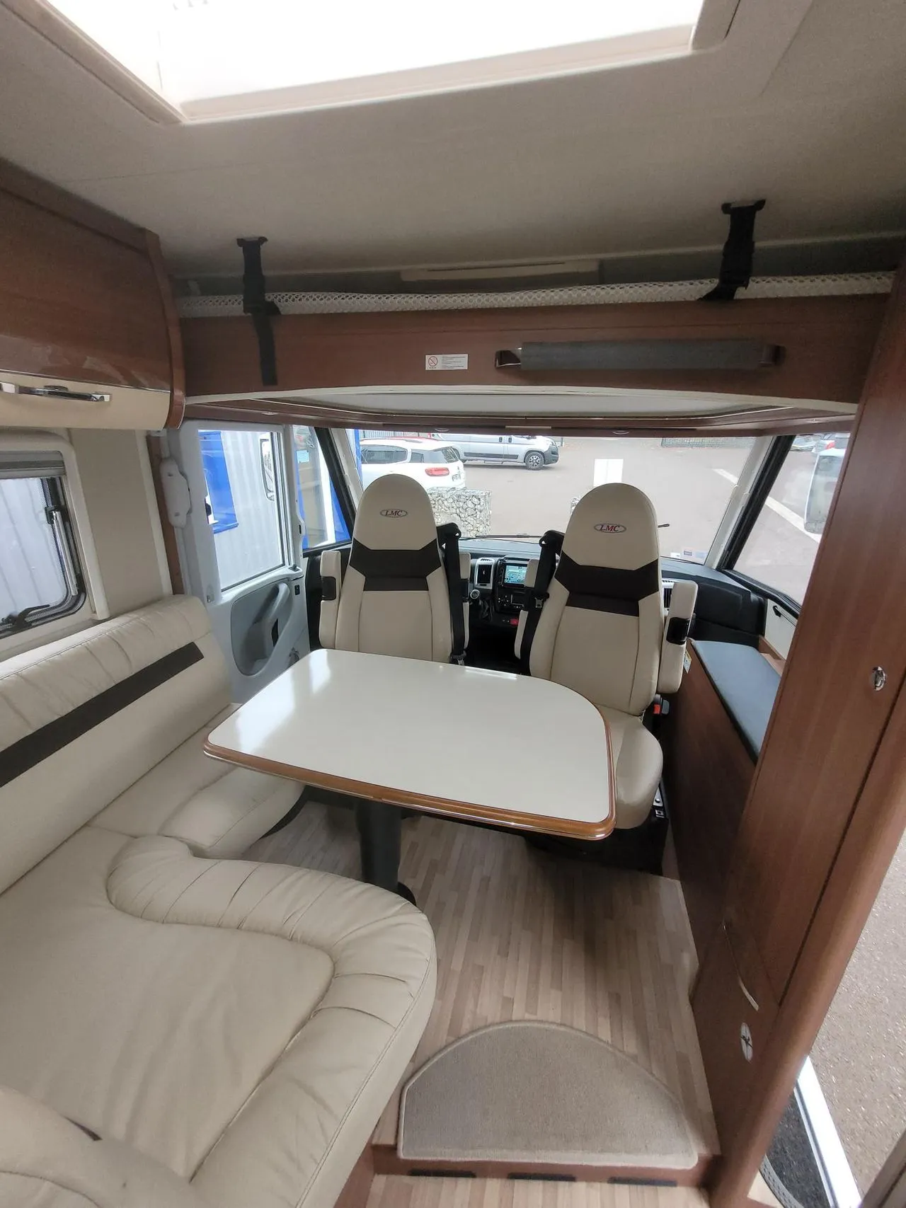 EXPLORER COMFORT I 605
